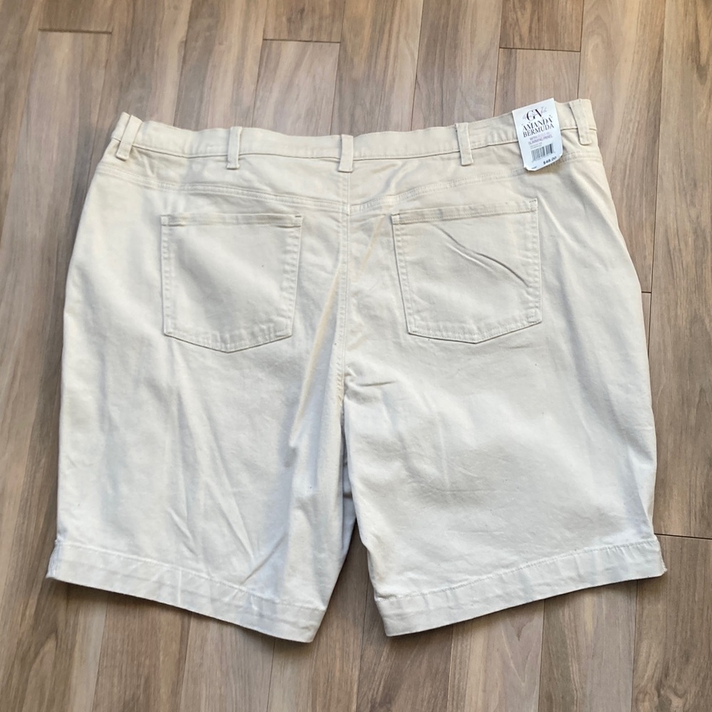 Gloria Vanderbilt Amanda Bermuda Short flawless stretch classic rise 24W - Picture 9 of 15